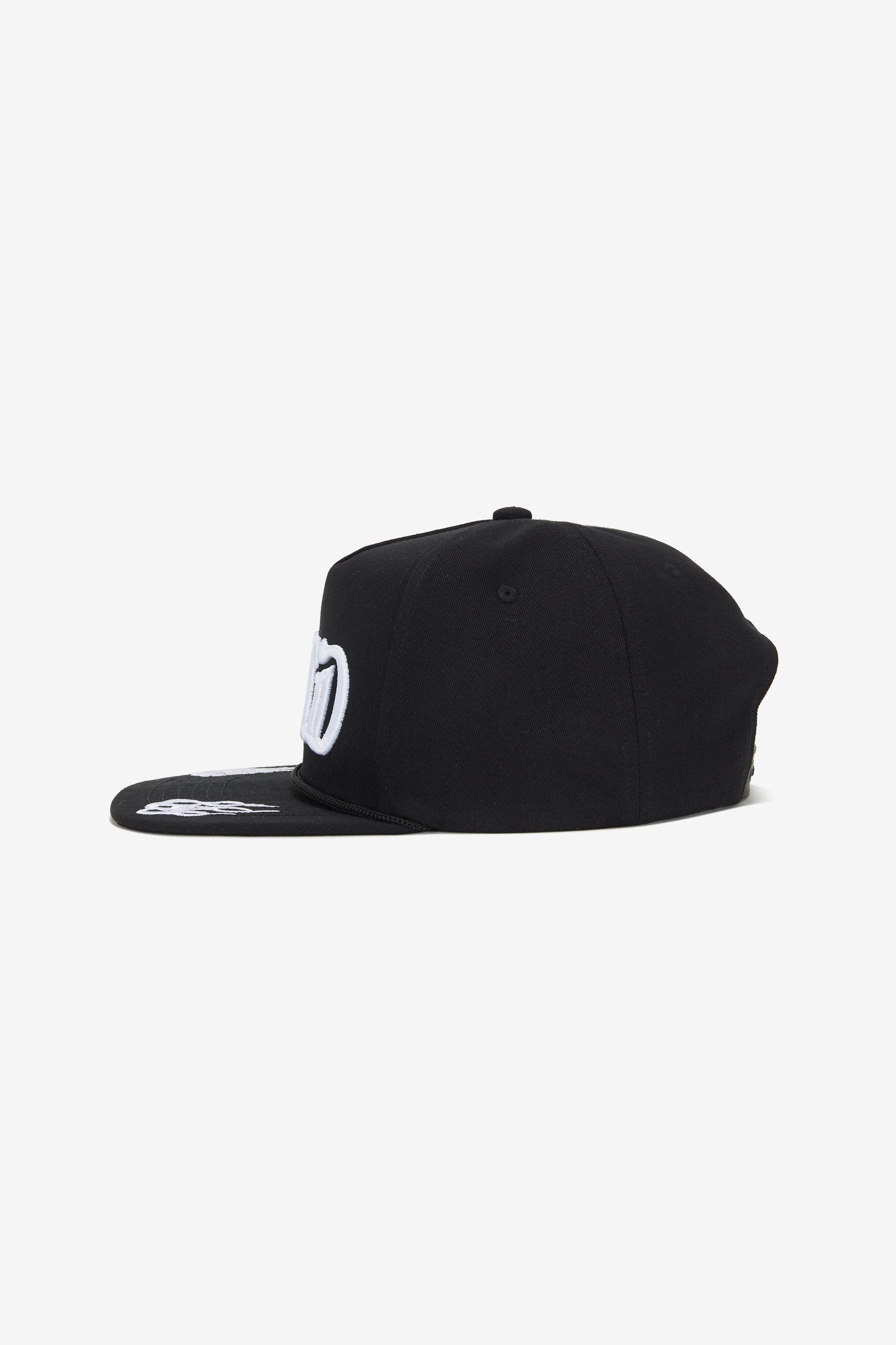 Raised MAD embroidery across the front panel of the MAD.HAT